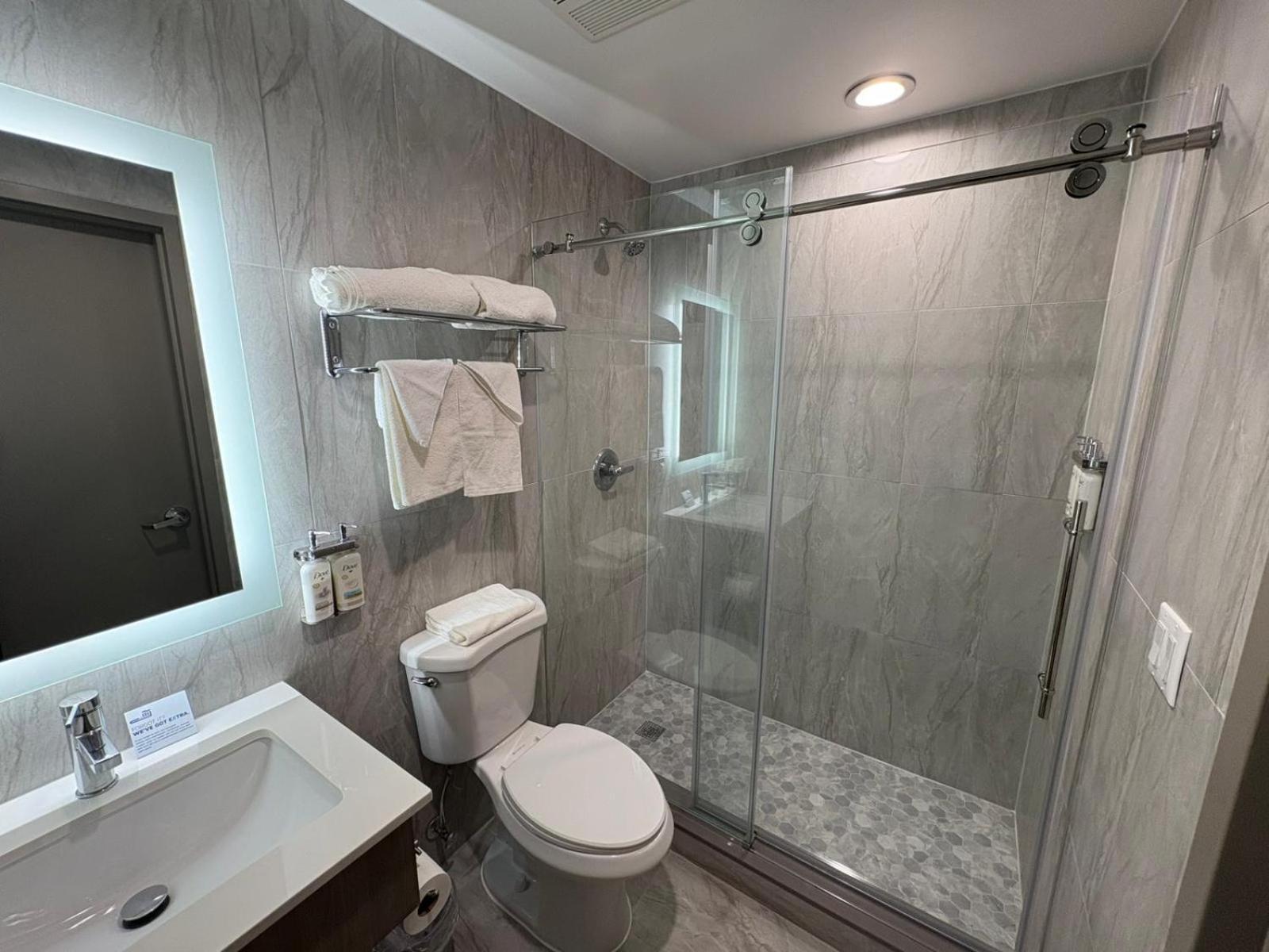 Holiday Inn Express & Suites Nova York Exterior foto
