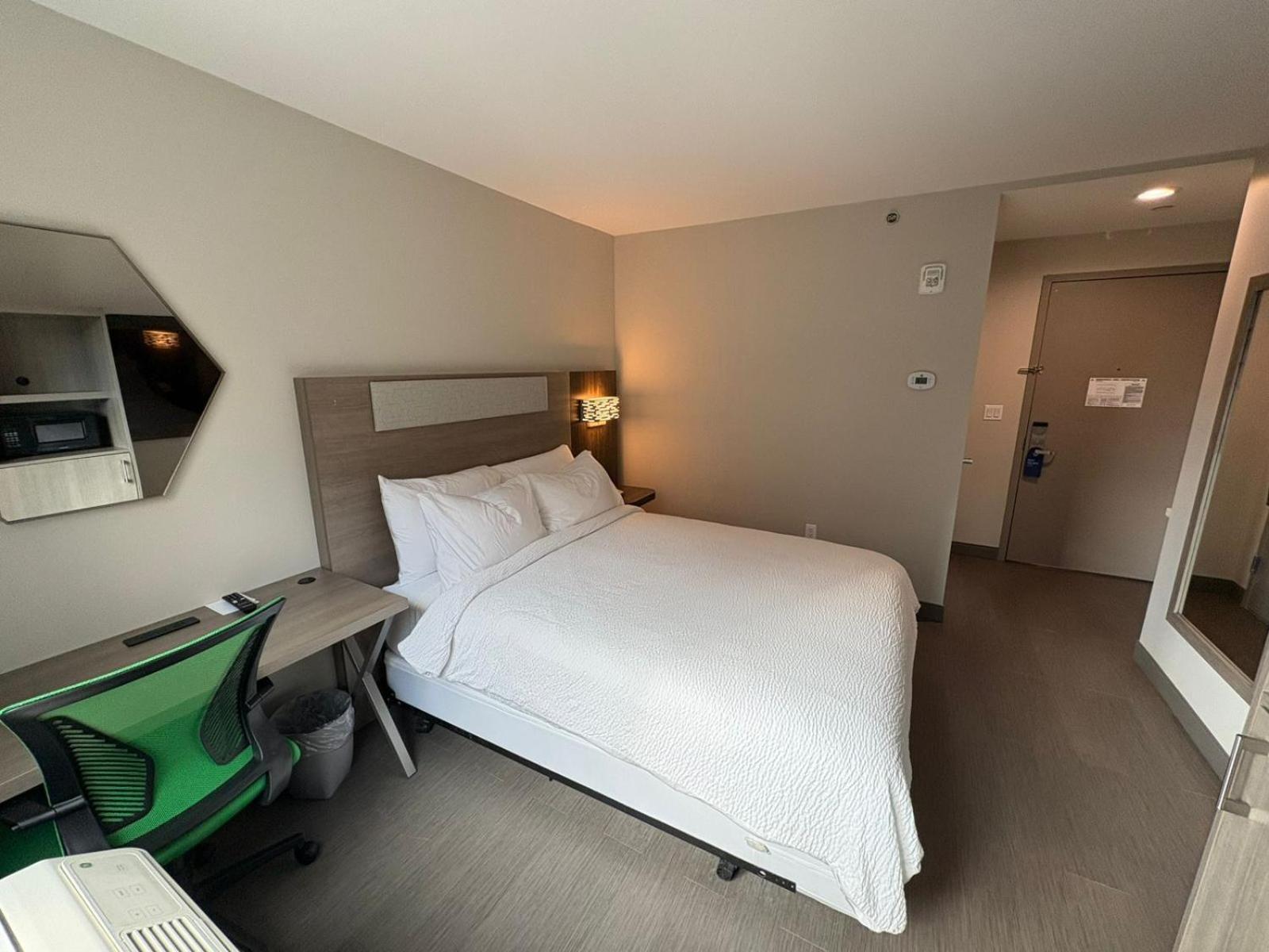 Holiday Inn Express & Suites Nova York Exterior foto